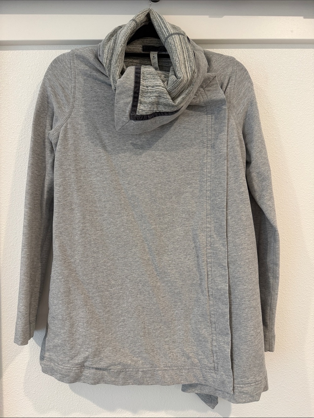 lululemon athletica vintage Gray Open-Front Draped Jacket - Picture 3 of 13
